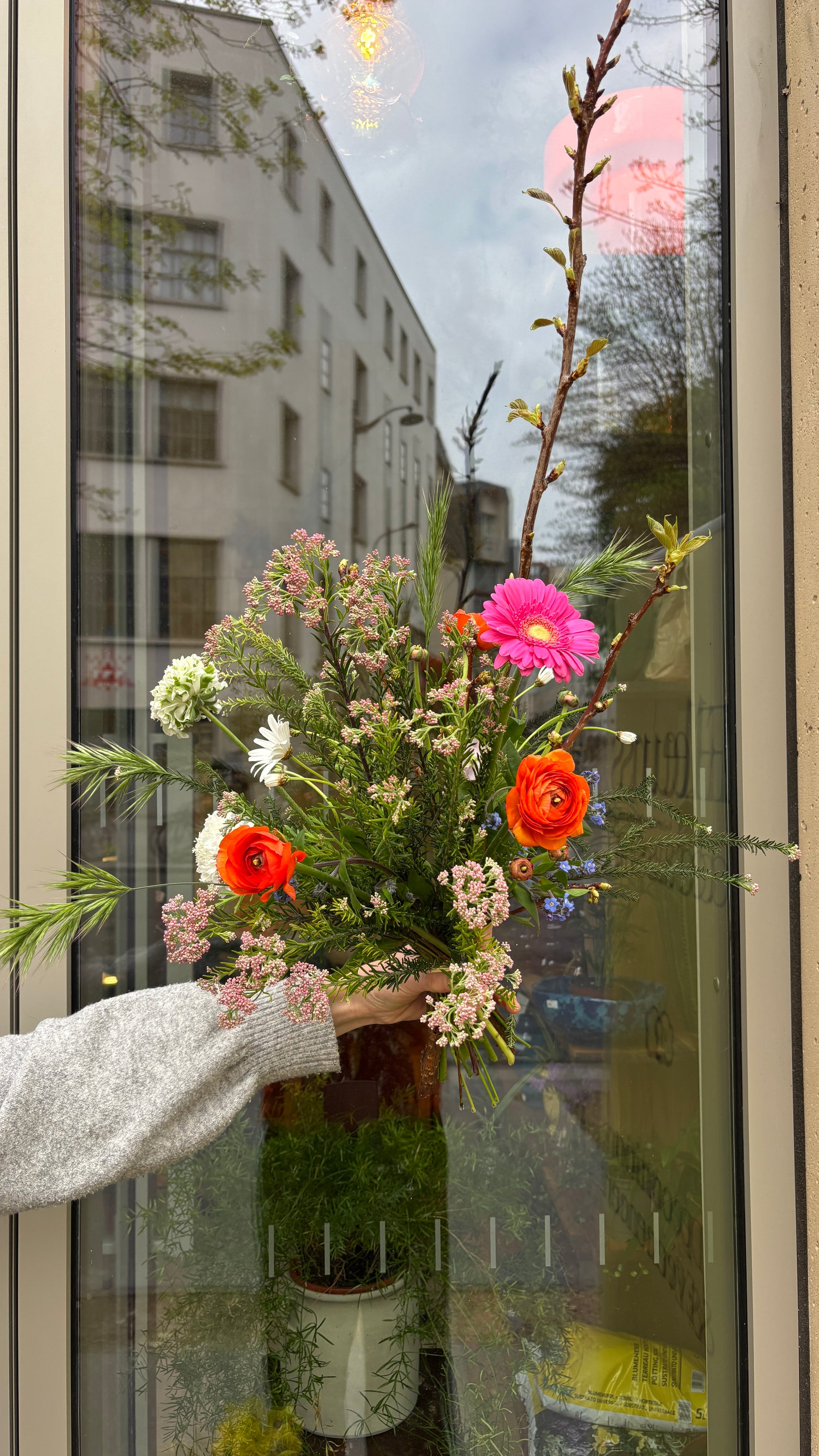 2 MAI 2026 - Réaliser son propre bouquet de fleurs fraiches - de 12h à 13h30